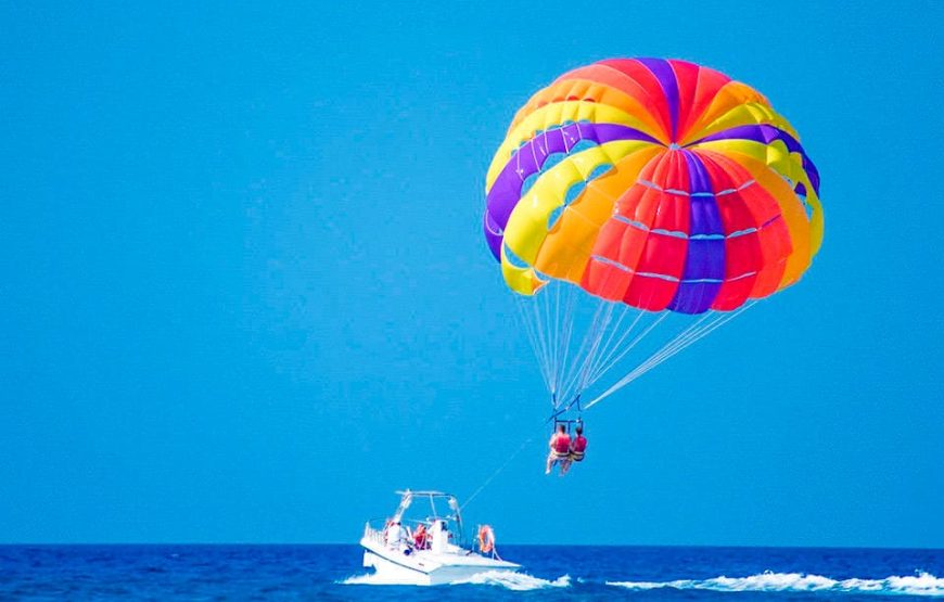 Парасейлинг в Шарме  (парашют за лодкой )