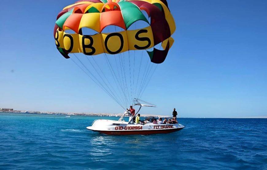 Парасейлинг в Хургаде  ( Парашют за лодкой )